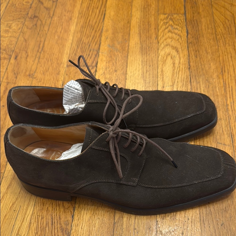 Barrett brown suede men’s shoes size 9.5, EUC